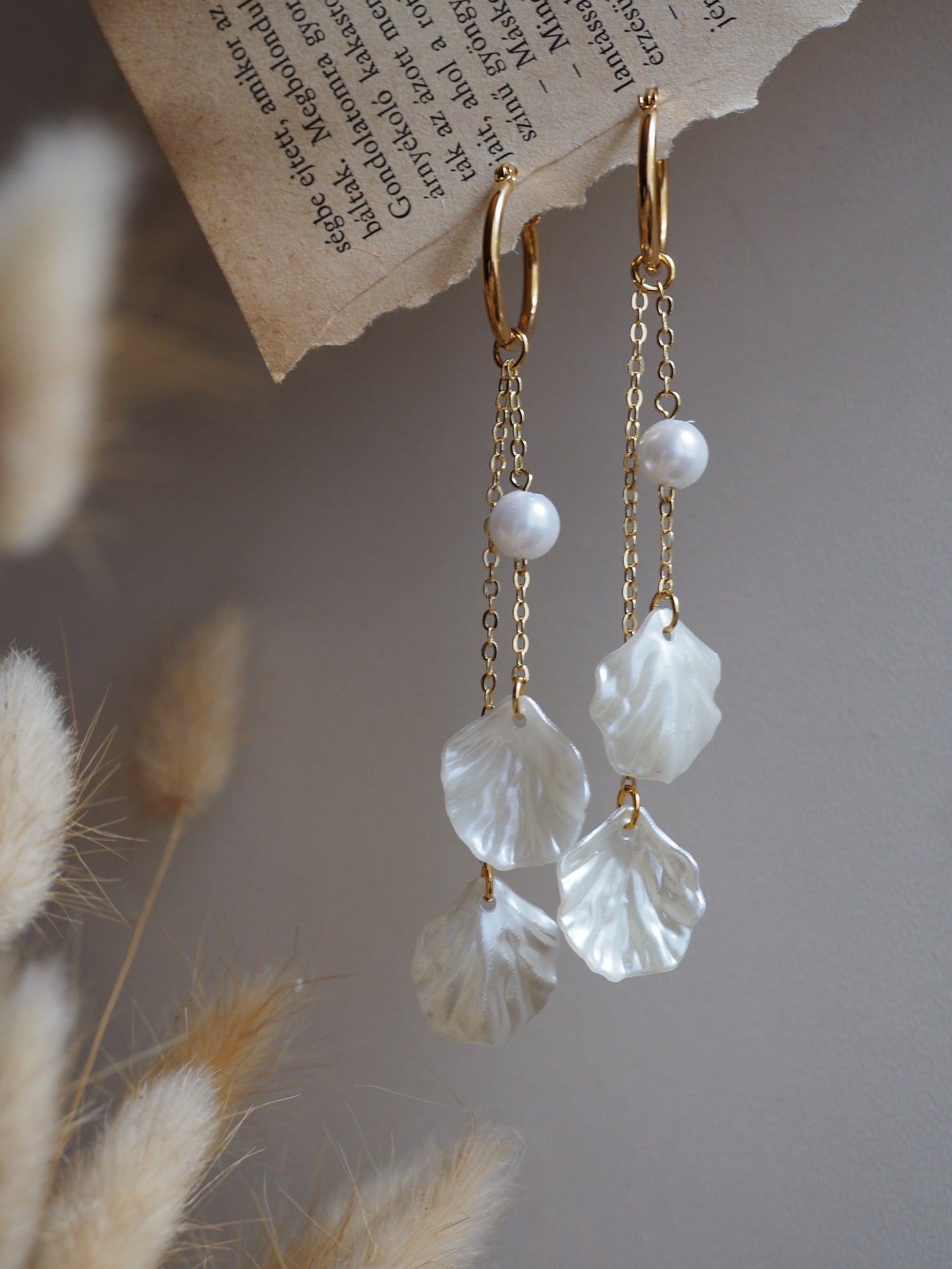 Virágszirmos Menyasszonyi lógós fülbevaló