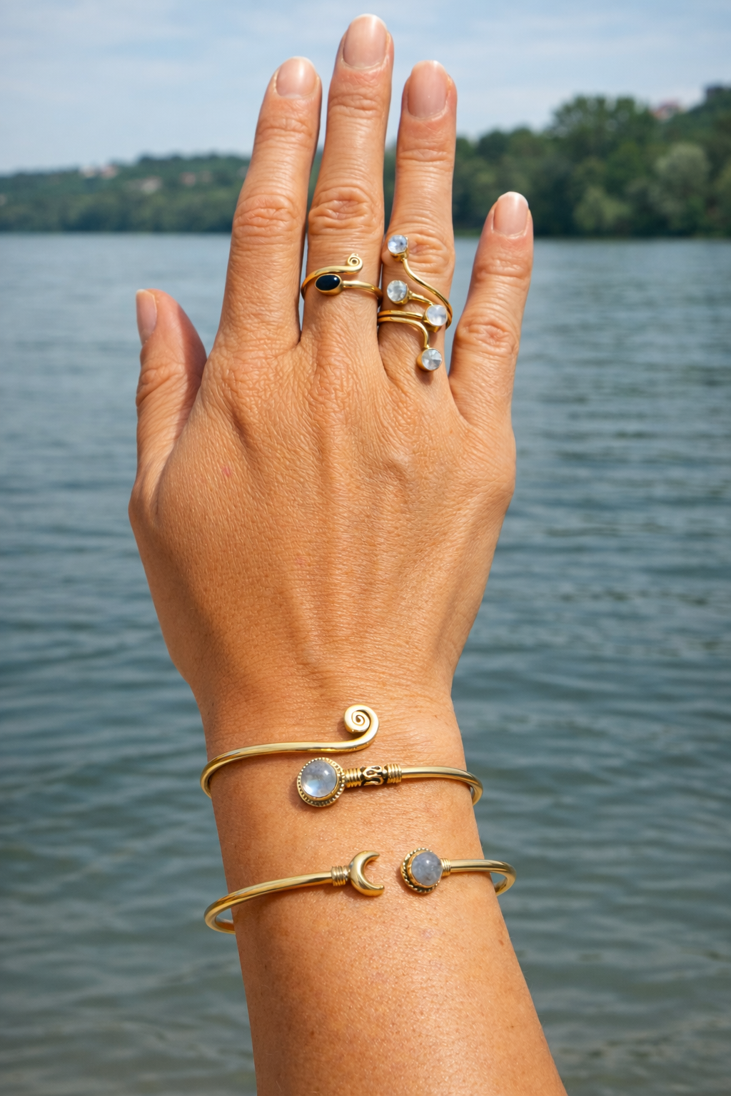 Sárgaréz Ásvány Karperec – Holdkővel - Rózsakvarccal- Zahara