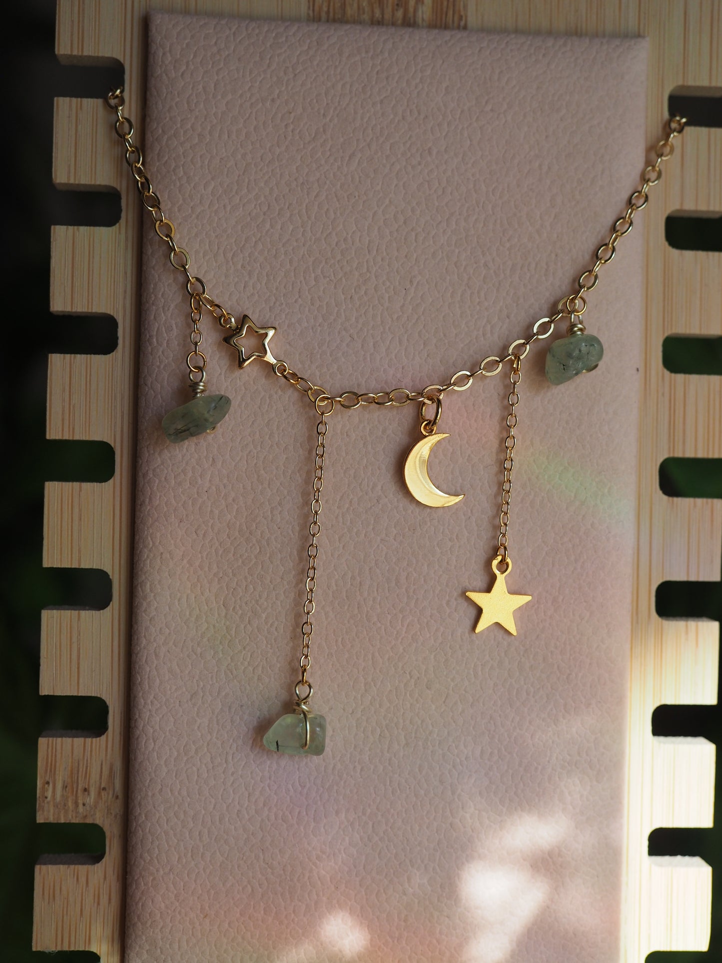 Magic - nyaklánc ásvánnyal