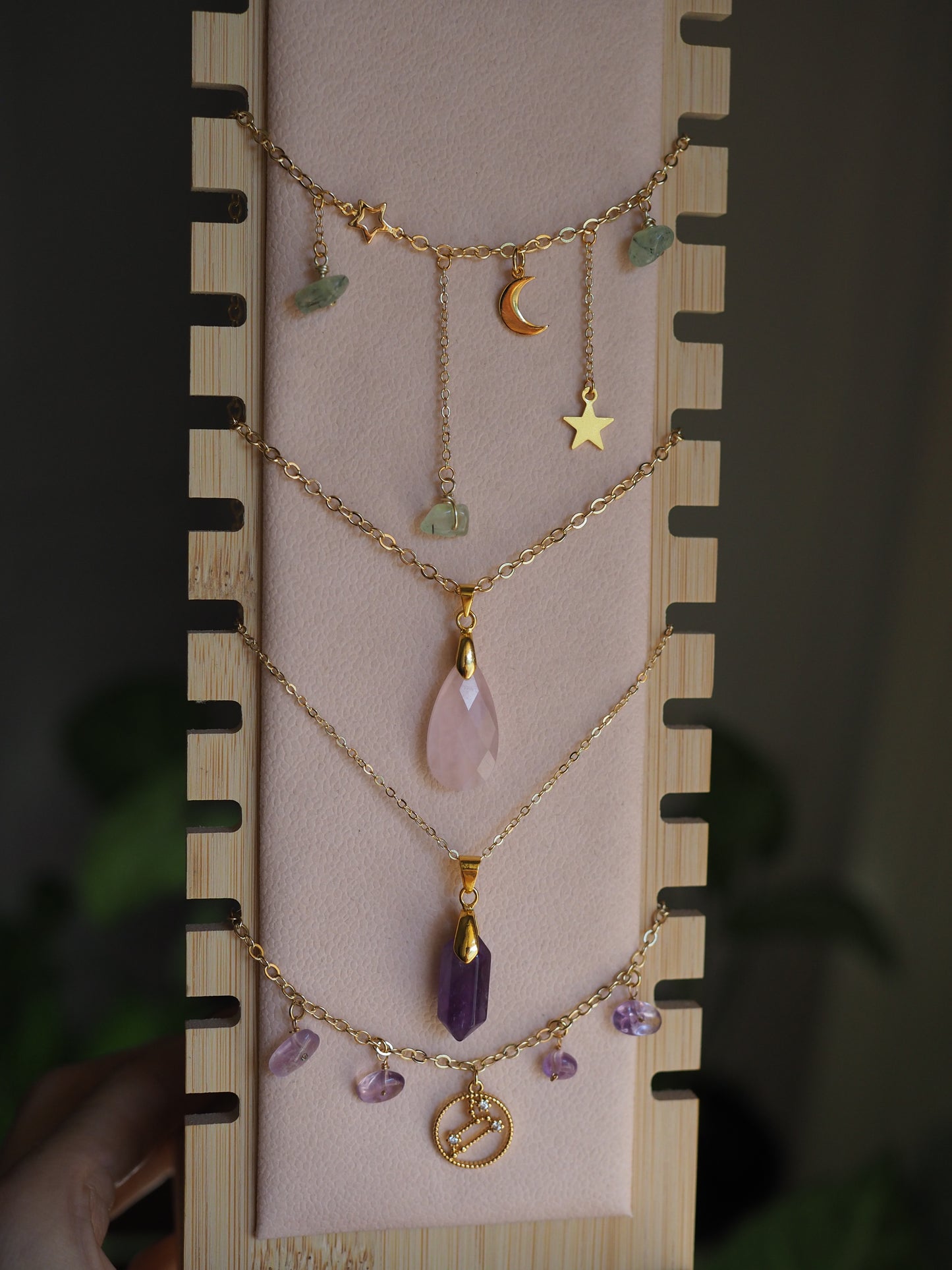 Magic - nyaklánc ásvánnyal