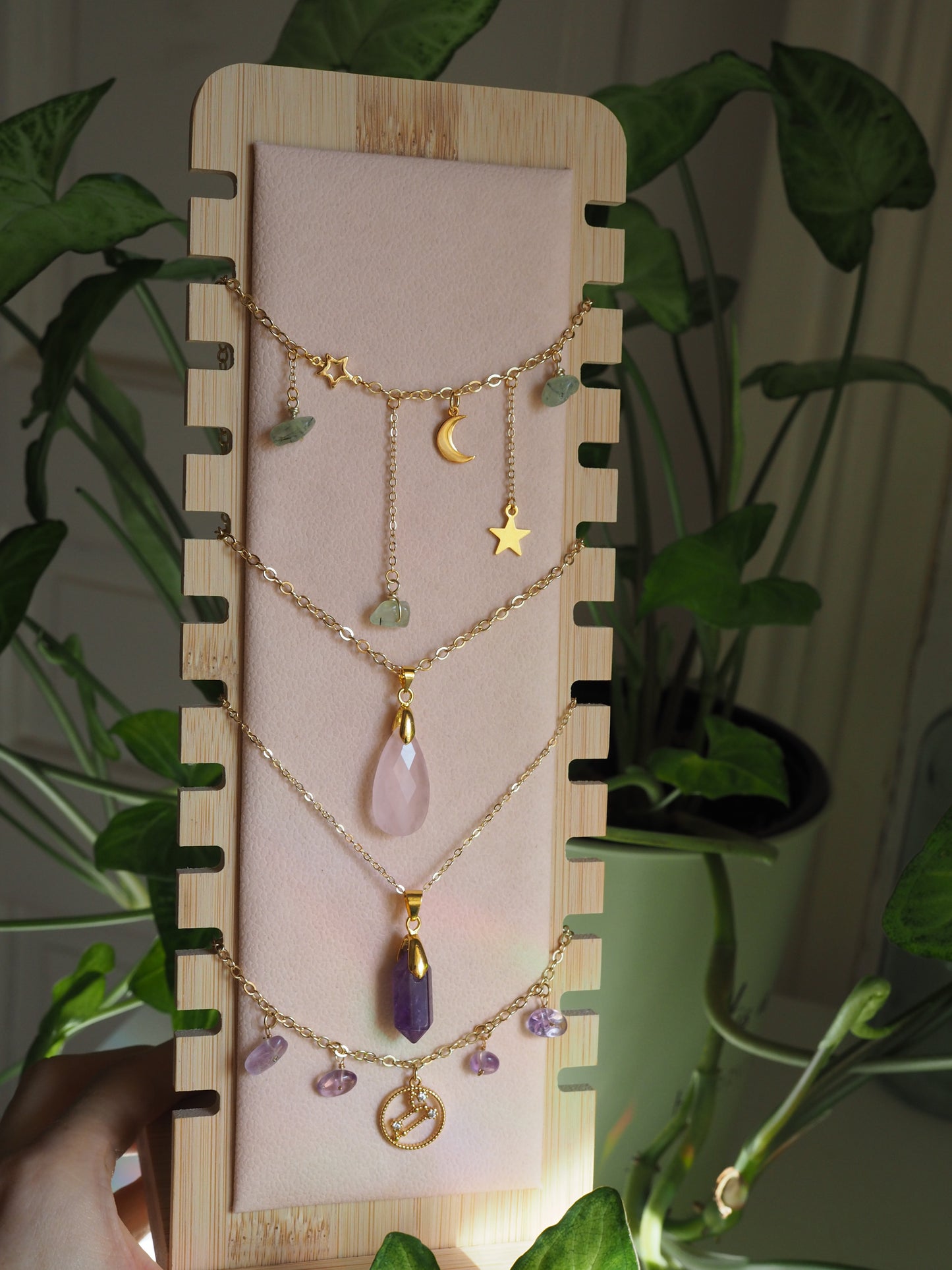 Magic - nyaklánc ásvánnyal