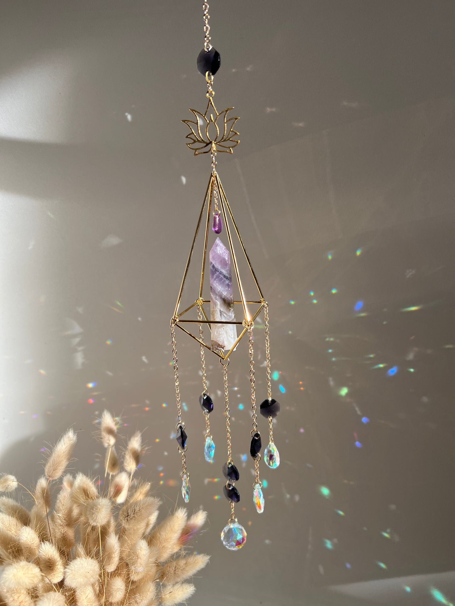 Ametiszt & lótusz napfogó prizma