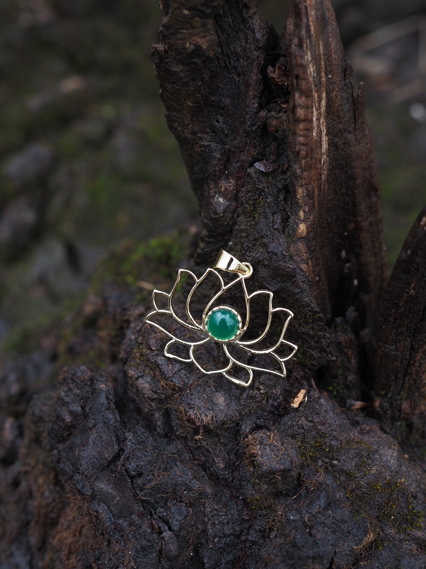 Lótusz virágos - Asztali prizma napfogó kristály dekoráció